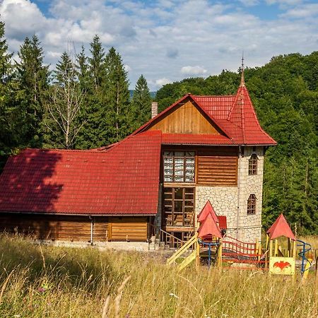 Альпина Hotel Jaremtsje Buitenkant foto