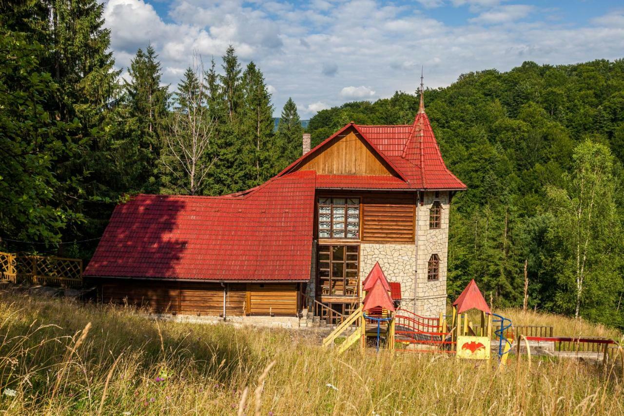 Альпина Hotel Jaremtsje Buitenkant foto