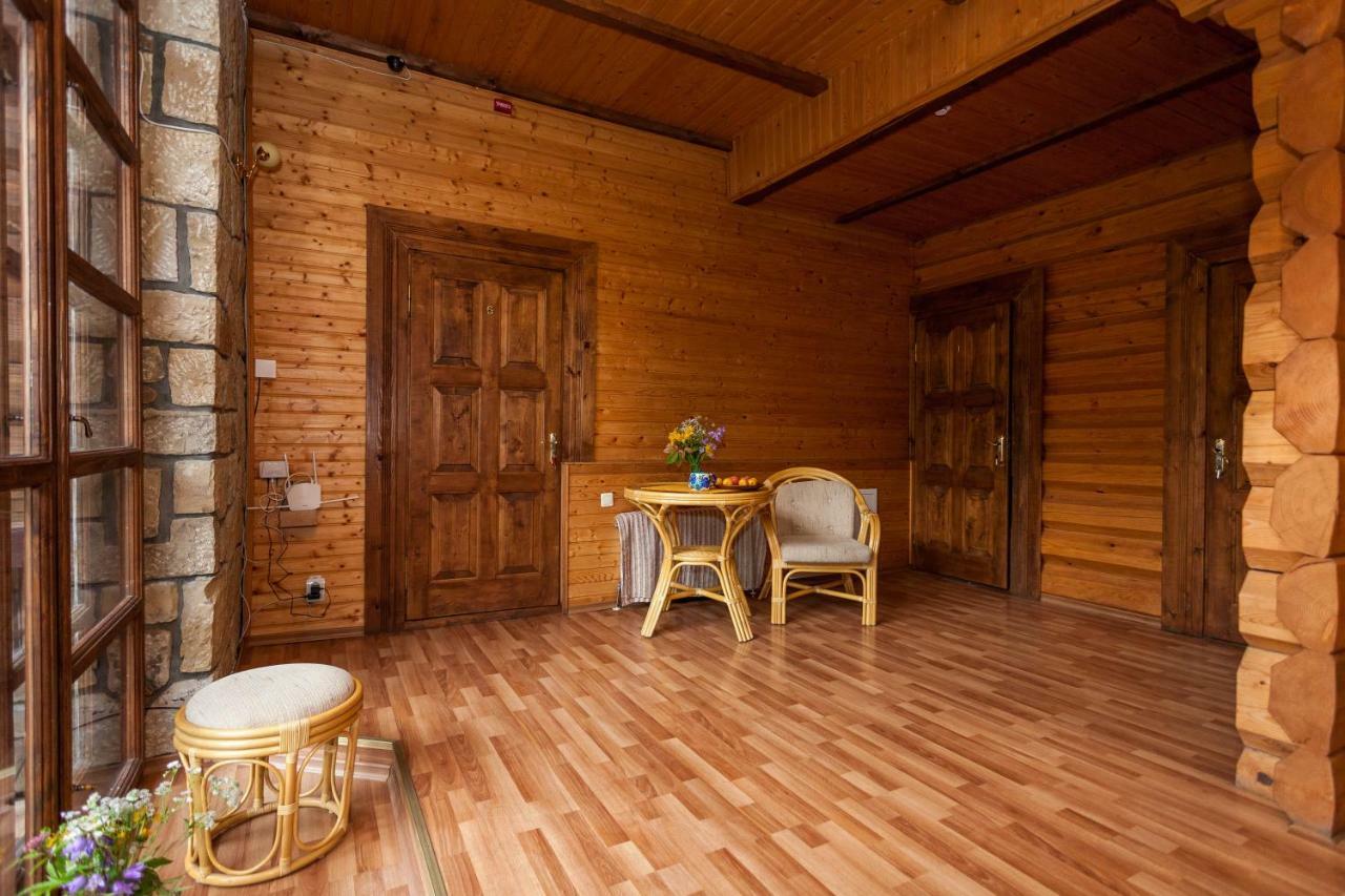 Альпина Hotel Jaremtsje Buitenkant foto