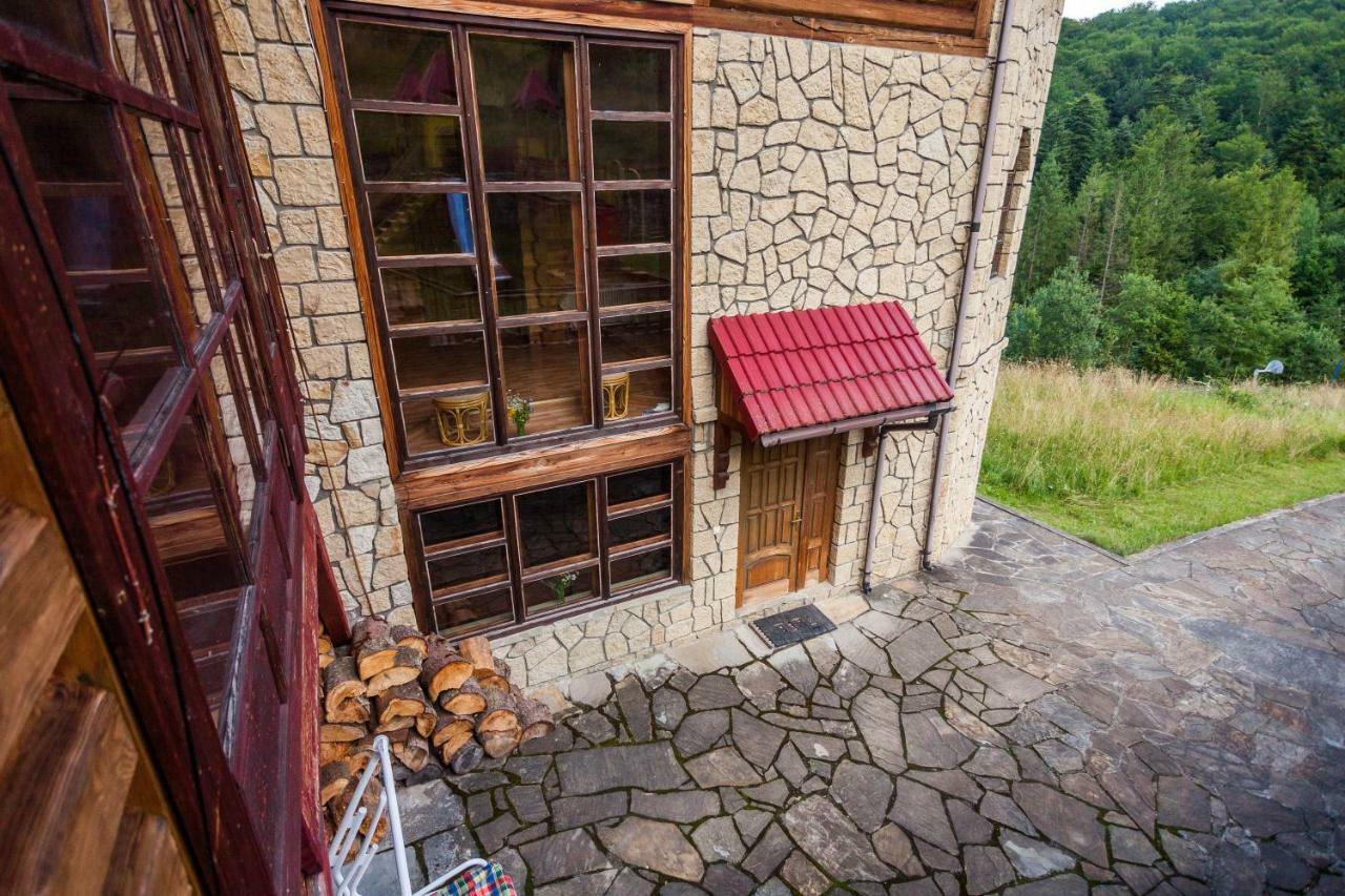Альпина Hotel Jaremtsje Buitenkant foto