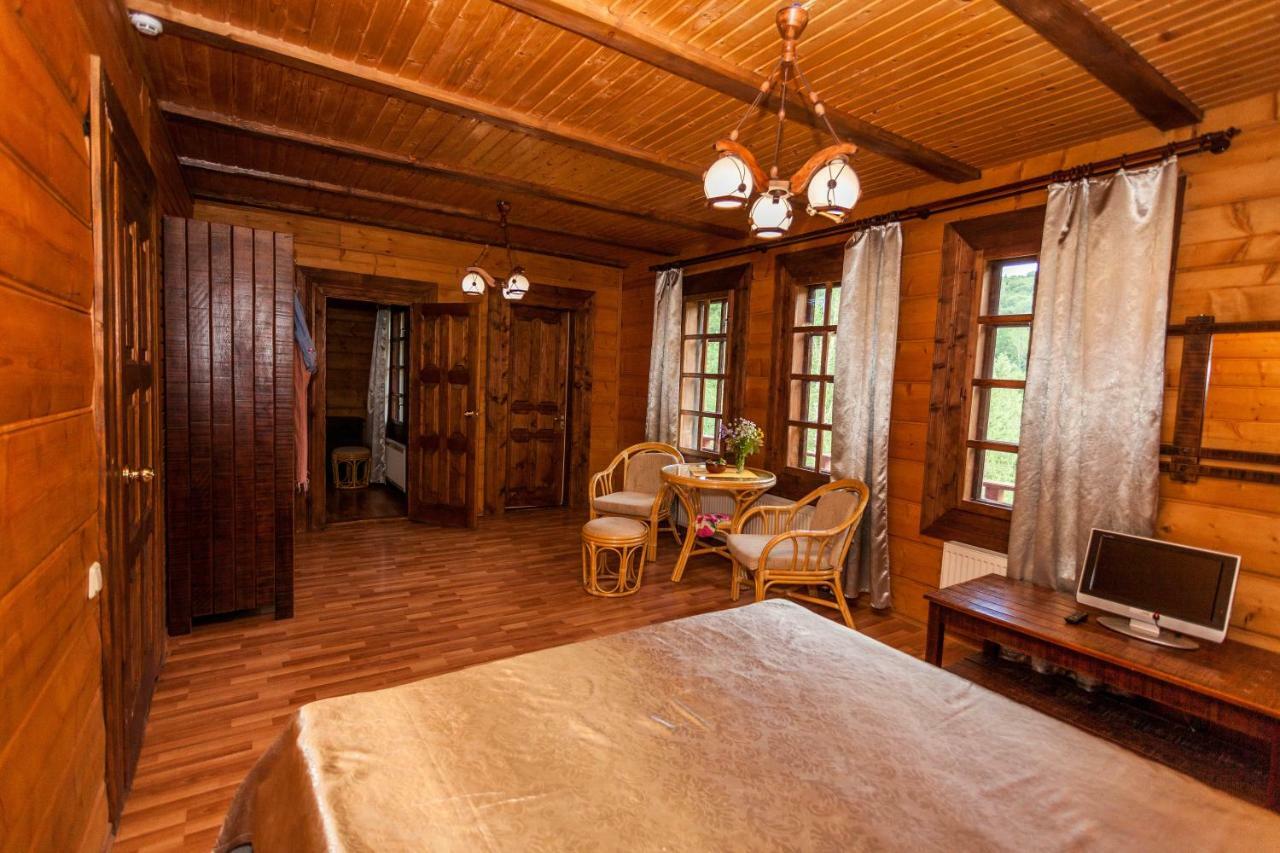 Альпина Hotel Jaremtsje Buitenkant foto